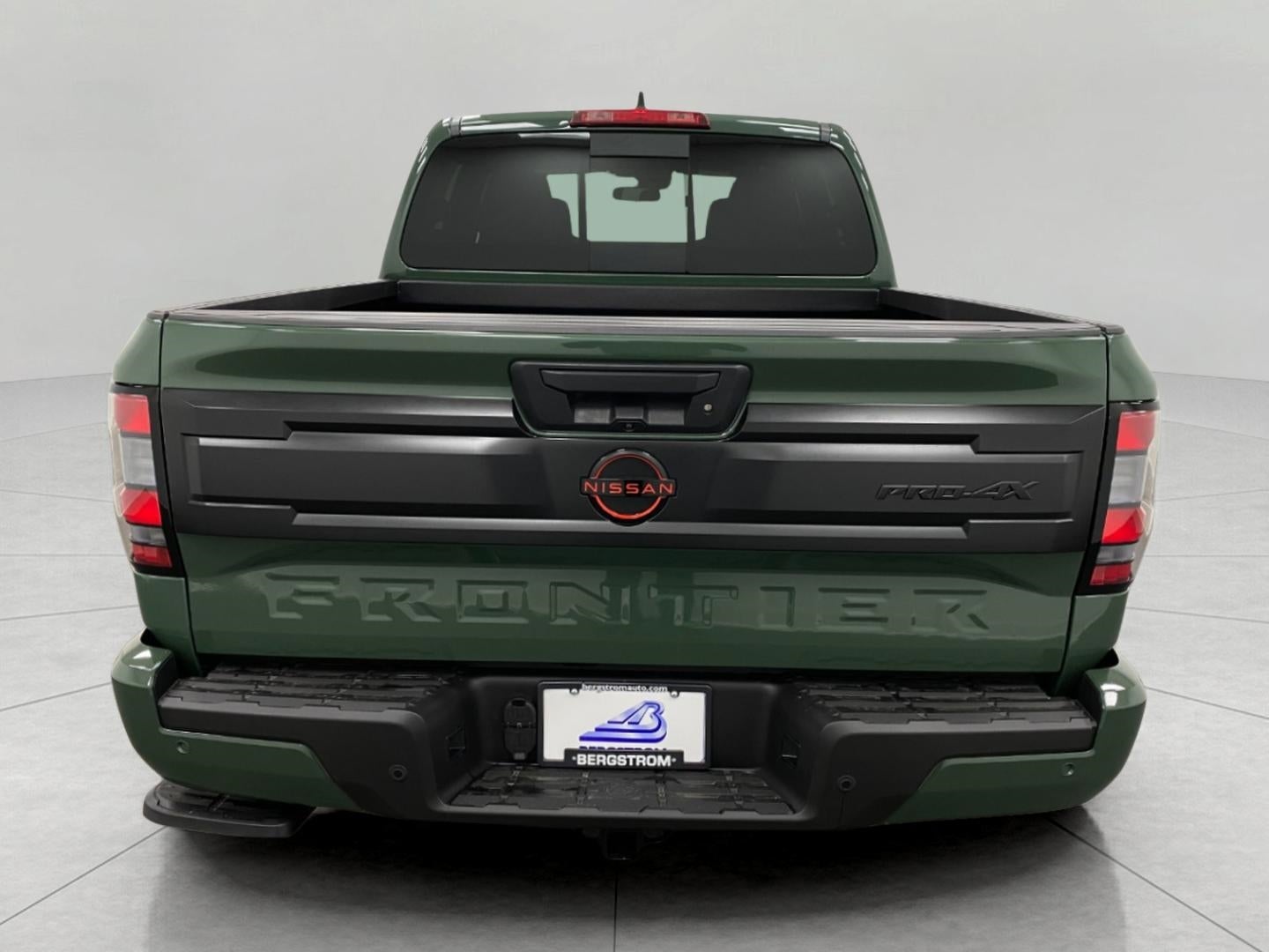 2026 Nissan Frontier — detail view