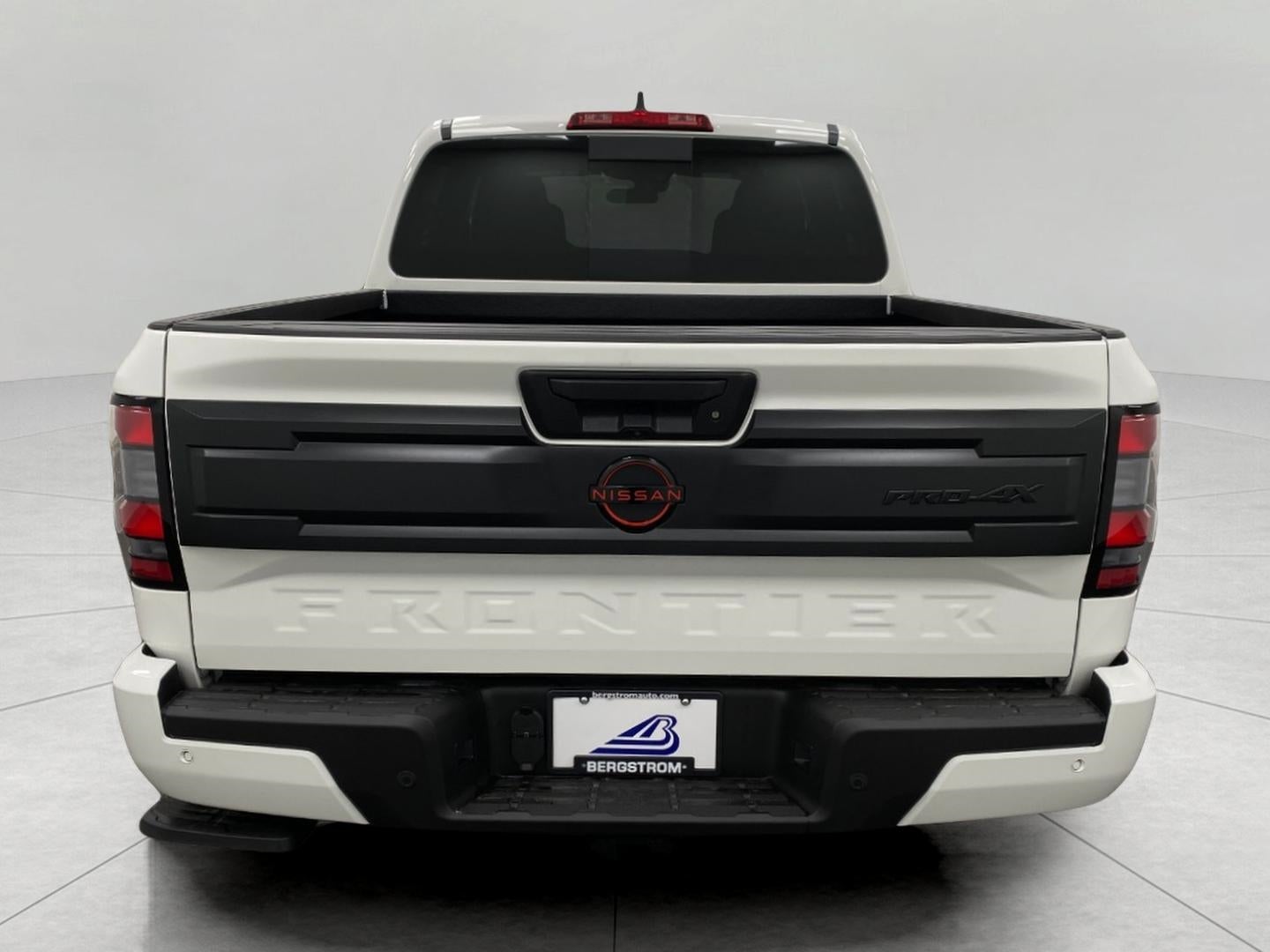 2026 Nissan Frontier — detail view