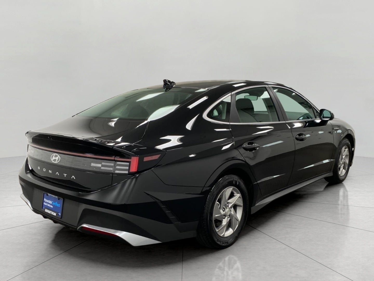 2025 Hyundai Sonata — rear three-quarter view